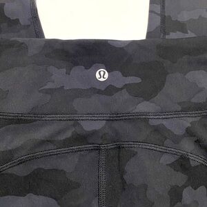 Lululemon Invigorate HR Tight 25” Sz.8